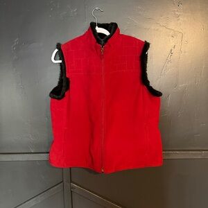 4/$16 Womens Koret Red Sleeveless Vest with Black Trim